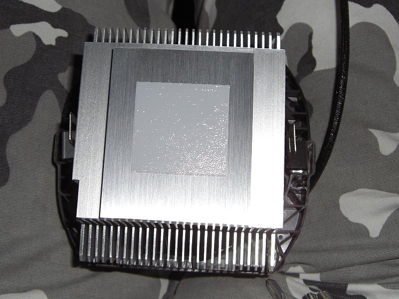 Kühler mit Pastepad